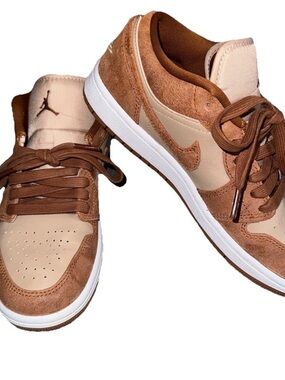 Nike Women’s Air Jordan 1 Low SE Legend Md Brown Legend Coffee FJ3453-200 Size 7
